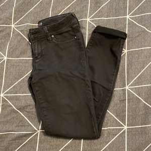 Black Skinny Jeans